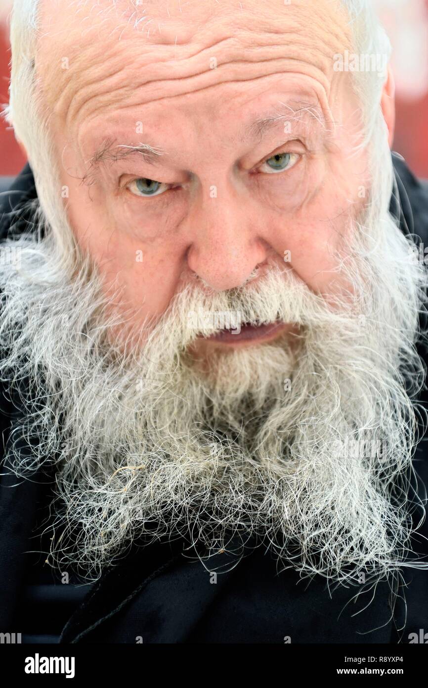 Francia, Parigi, Galerie RX, Hermann Nitsch Hermann Nitsch, contemporanea artista austriaco, co fondatore del Wiener Aktionismus movimento (Actionism Viennese) Foto Stock