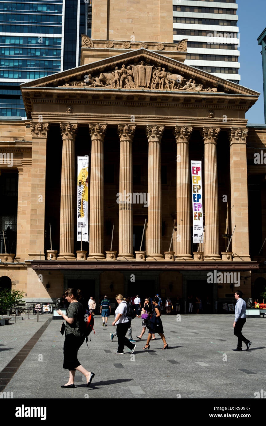 King George Square e il Municipio, Brisbane, Queensland, Australia Foto Stock