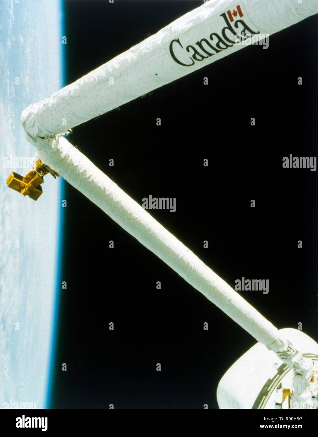 Braccio manipolatore distribuito durante la seconda Space Shuttle in volo, novembre 1981. Creatore: la NASA. Foto Stock