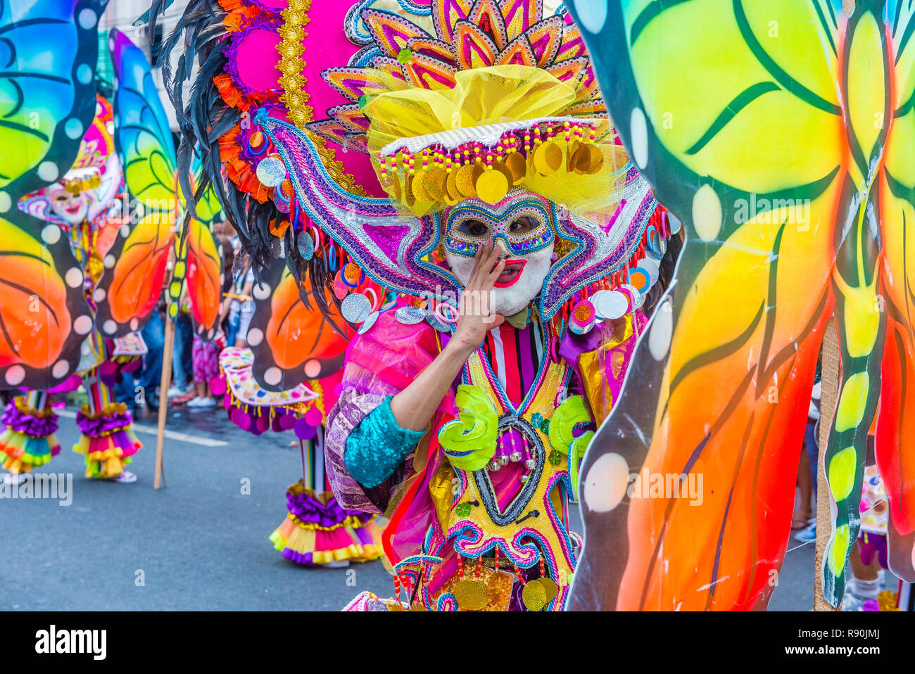 Partecipanti al Masskara Festival nelle Filippine Bacolod Foto Stock