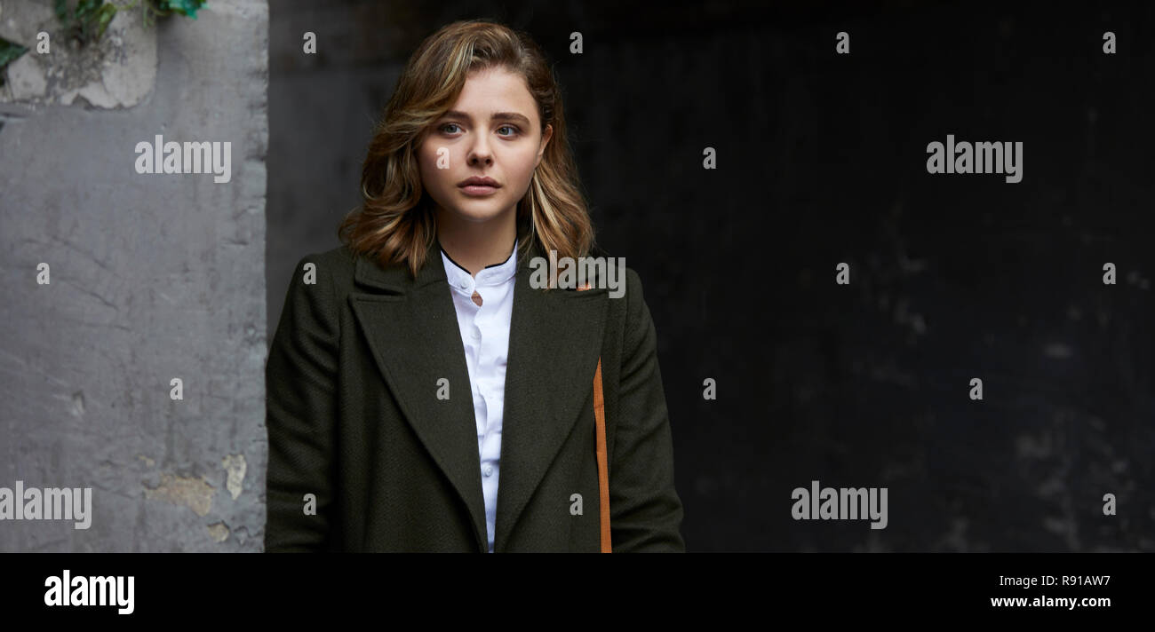 Data di rilascio: Marzo 1, 2019 Titolo: Greta STUDIO: Focus Features direttore: Neil Jordan trama: una giovane donna befriends un solitario vedova. STARRING: CHLOE GRACE MORETZ come Francesca. (Credito Immagine: © Focus Features/Entertainment Immagini) Foto Stock