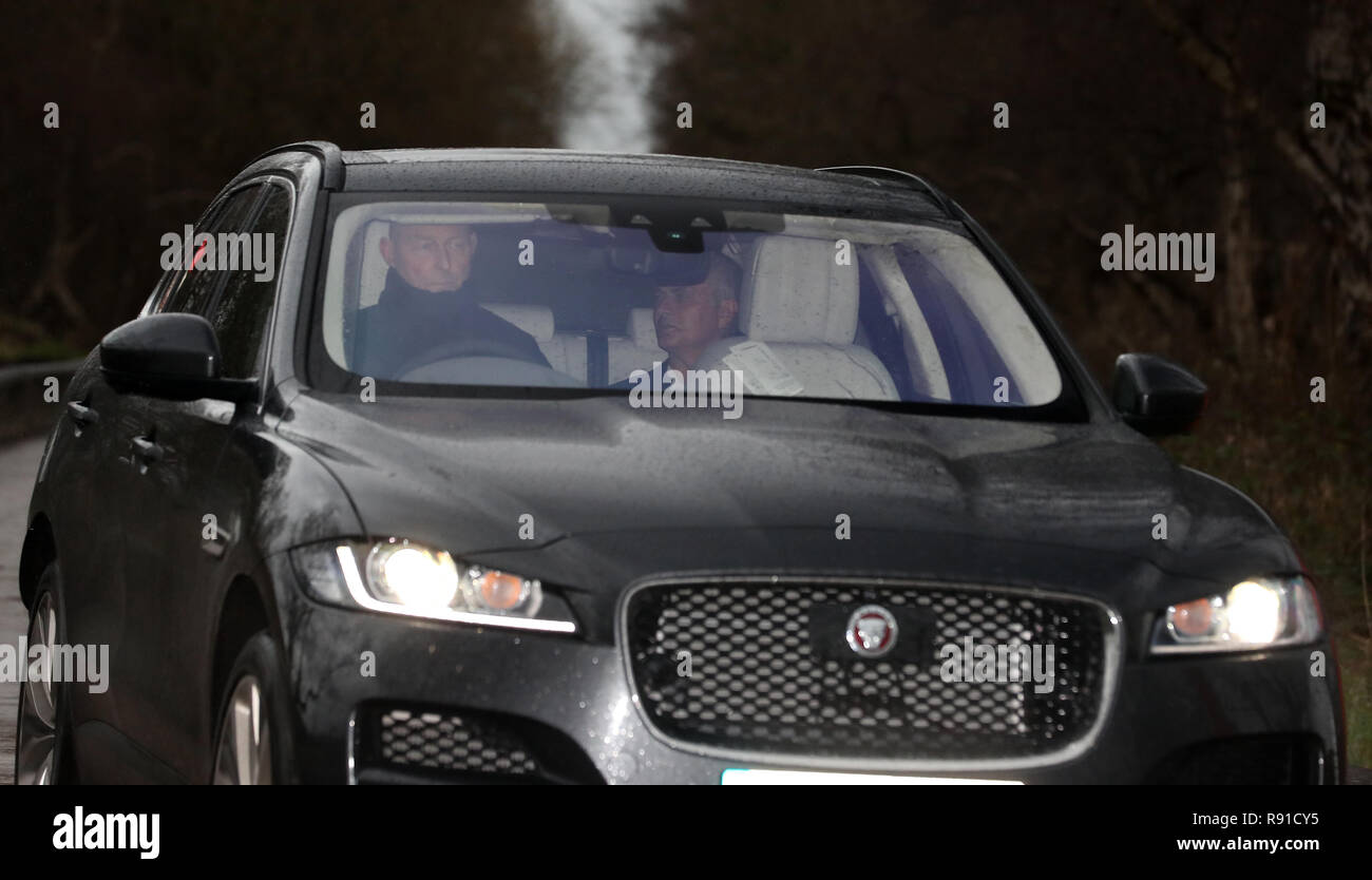 Jose Mourinho lascia la Aon addestramento complesso, Manchester. Foto Stock
