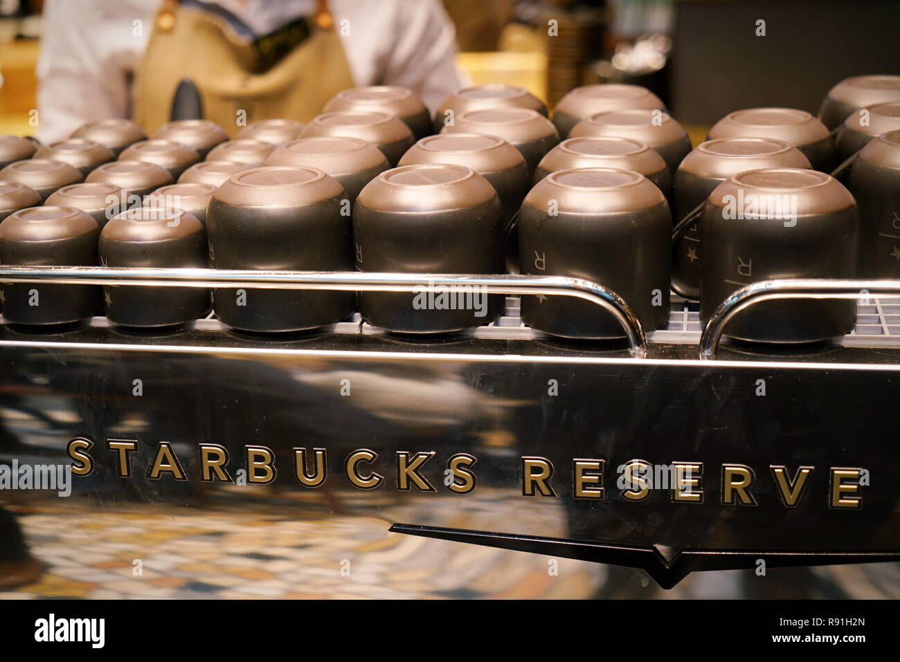 Milano, Italia - dicembre 2018: La Riserva di Starbucks Roastery e la sala di degustazione a Milano Foto Stock