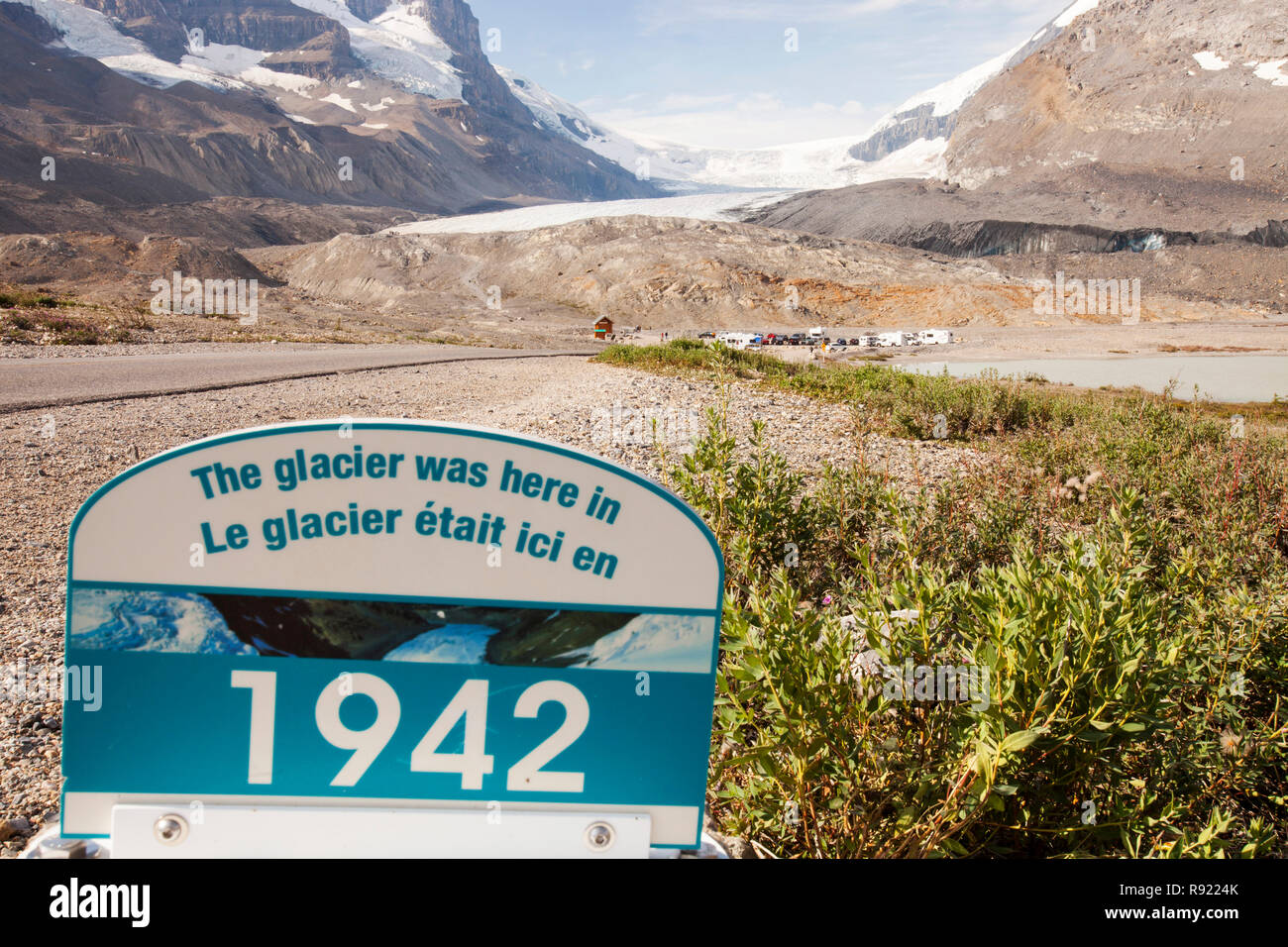 Il Ghiacciaio Athabasca sta svanendo in modo estremamente rapido e ha perso oltre il 60% della sua massa di ghiaccio in meno di 150 anni. Foto Stock