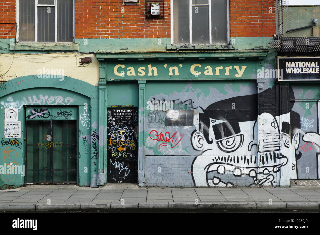 Cash n carry Store Dublino, Irlanda Foto Stock