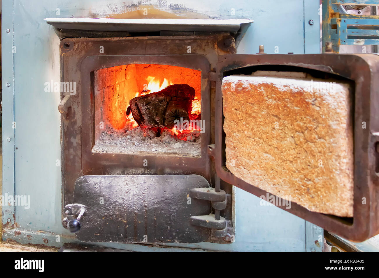 Il legno brucia in forno Foto Stock