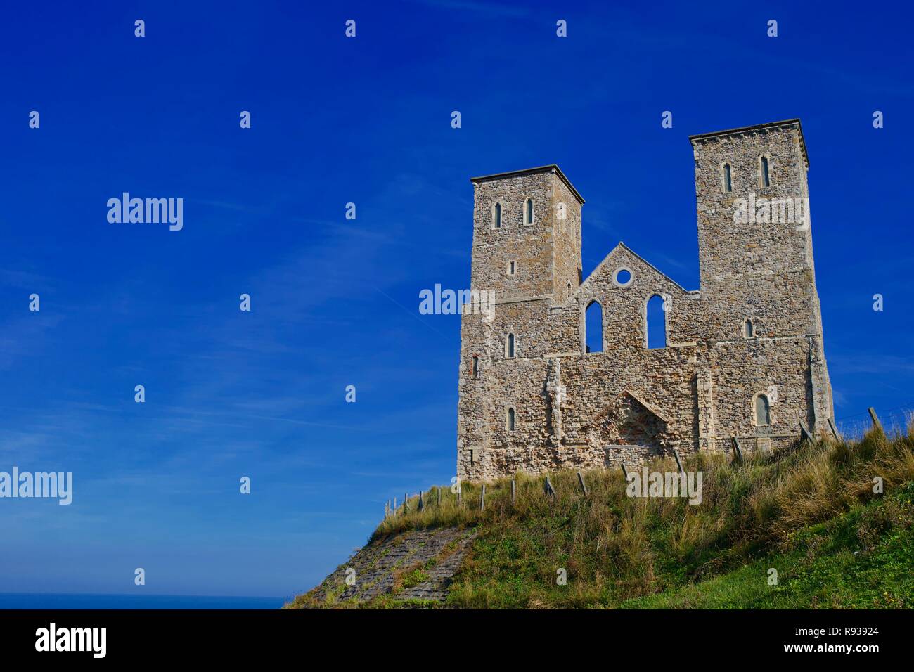 Chiesa di Santa Maria, Reculver, Kent, Inghilterra Foto Stock