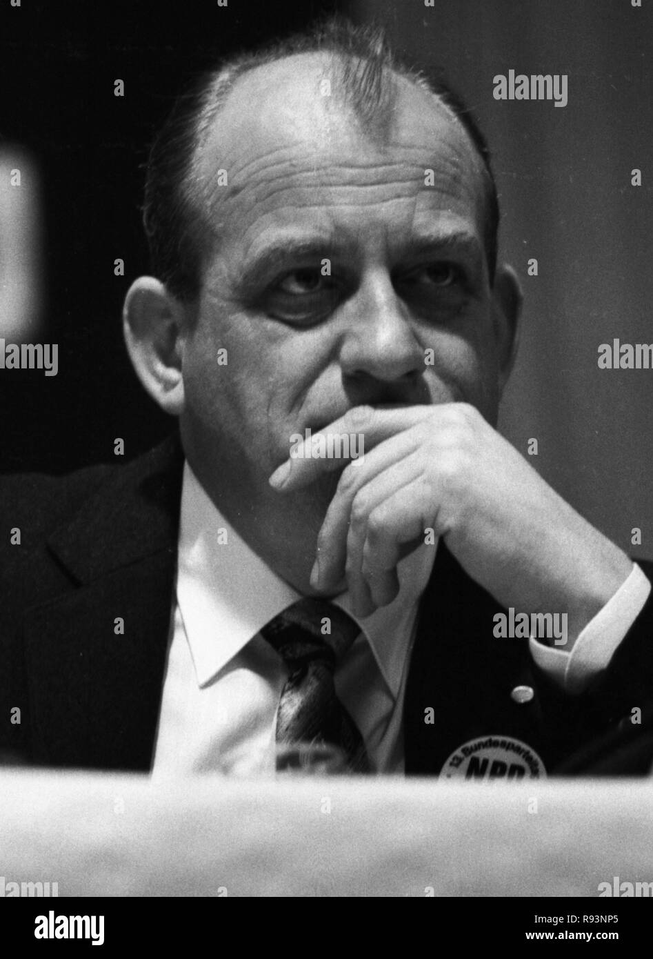 Congresso di partito di estrema destra-ala Nazionale Partito Democratico della Germania (NPD) su 08.12.1979 in Ketsch. NPD presidente Martin MuÃŸgnug. | Utilizzo di tutto il mondo Foto Stock