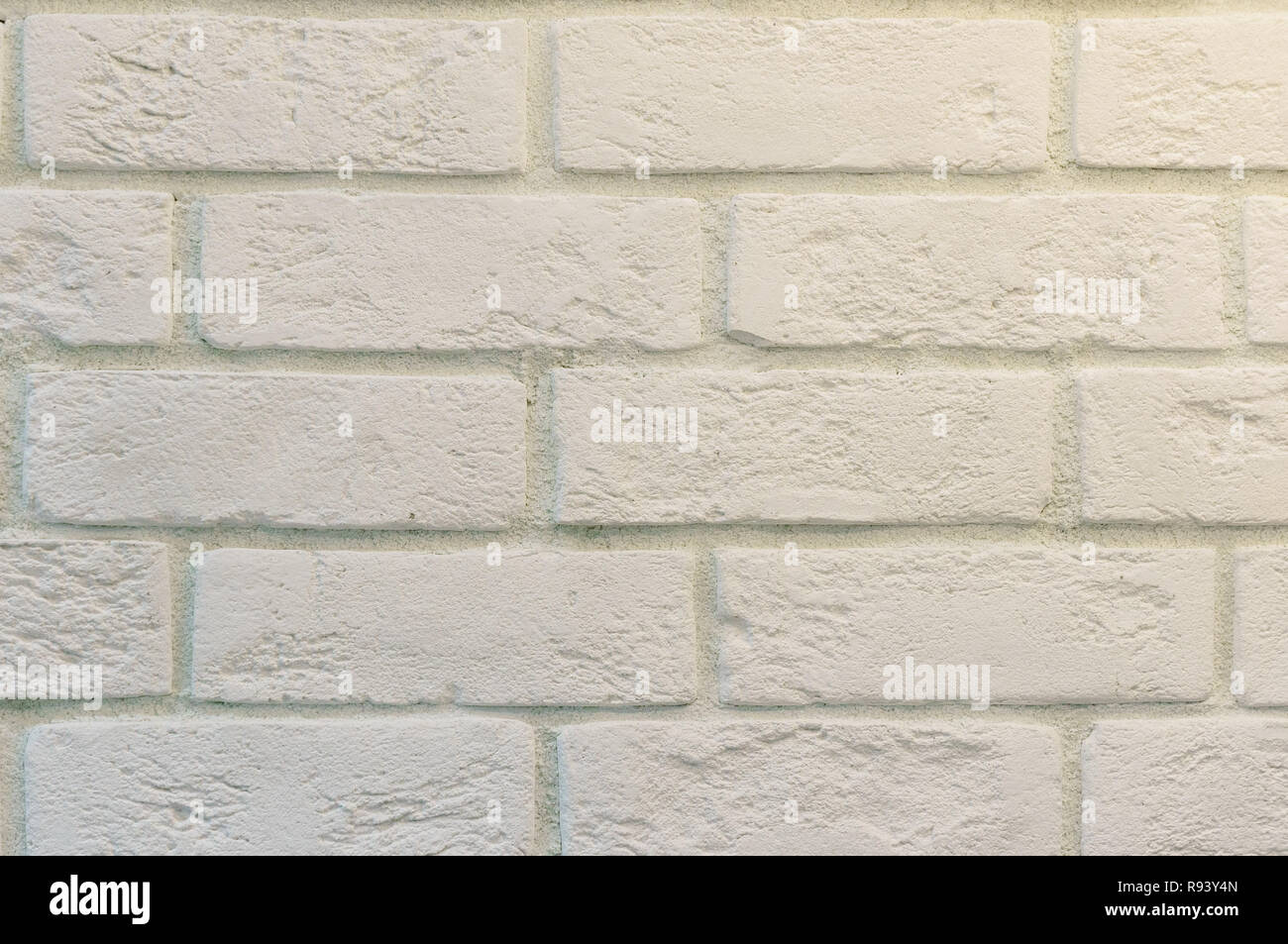 Abstract weathered texture colorate vecchio stucco grigio chiaro e di età compresa la vernice bianco muro di mattoni di sfondo nella camera rurale. Foto Stock