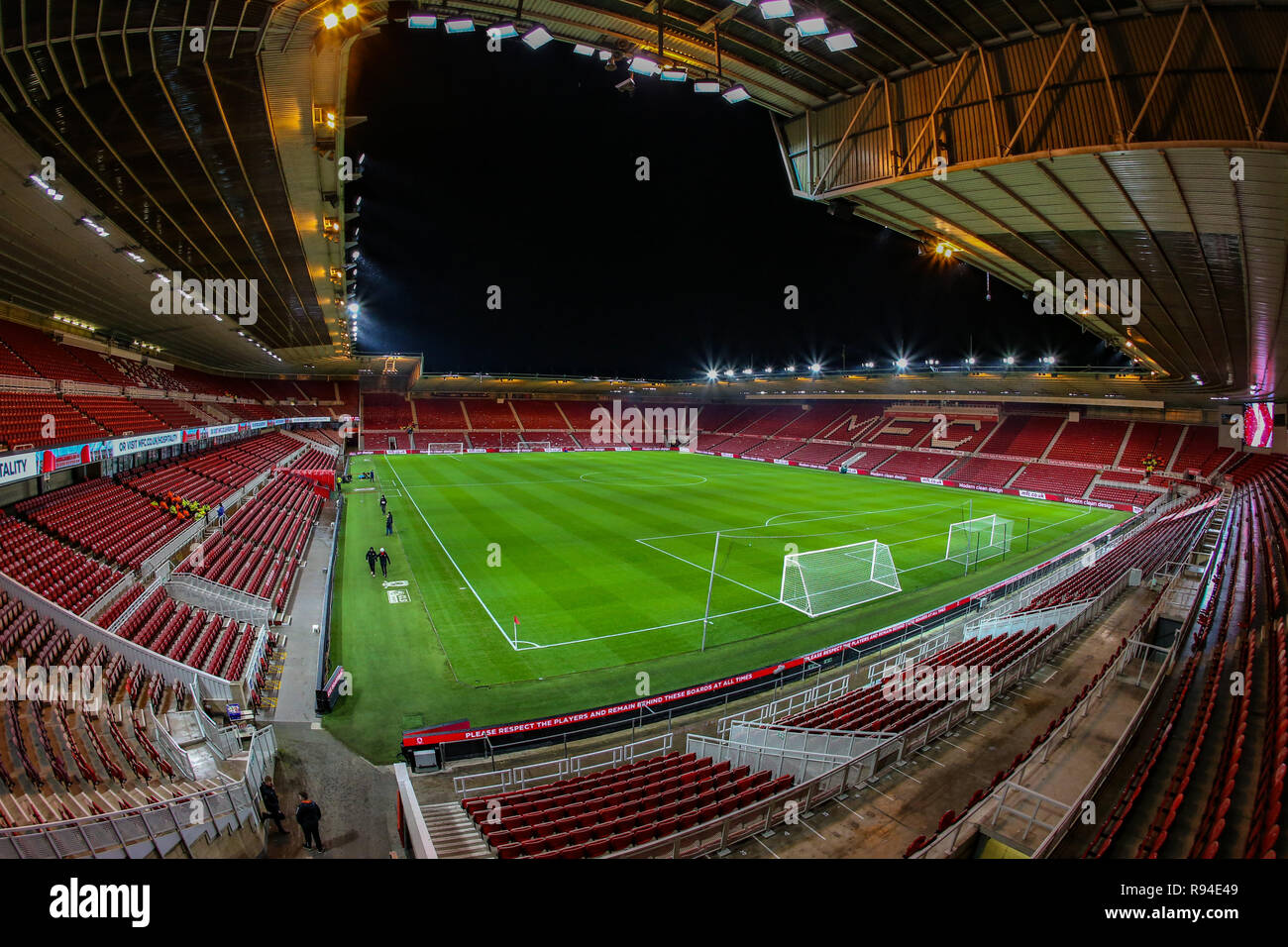 Xviii dicembre 2018, Riverside Stadium, Middlesbrough, Inghilterra; Carabao Coppa EFL, Quarti di Finale, Middlesbrough vs Burton Albion : una vista generale di Riverside Stadium Credito: Mark Cosgrove/News immagini English Football League immagini sono soggette a licenza DataCo Foto Stock