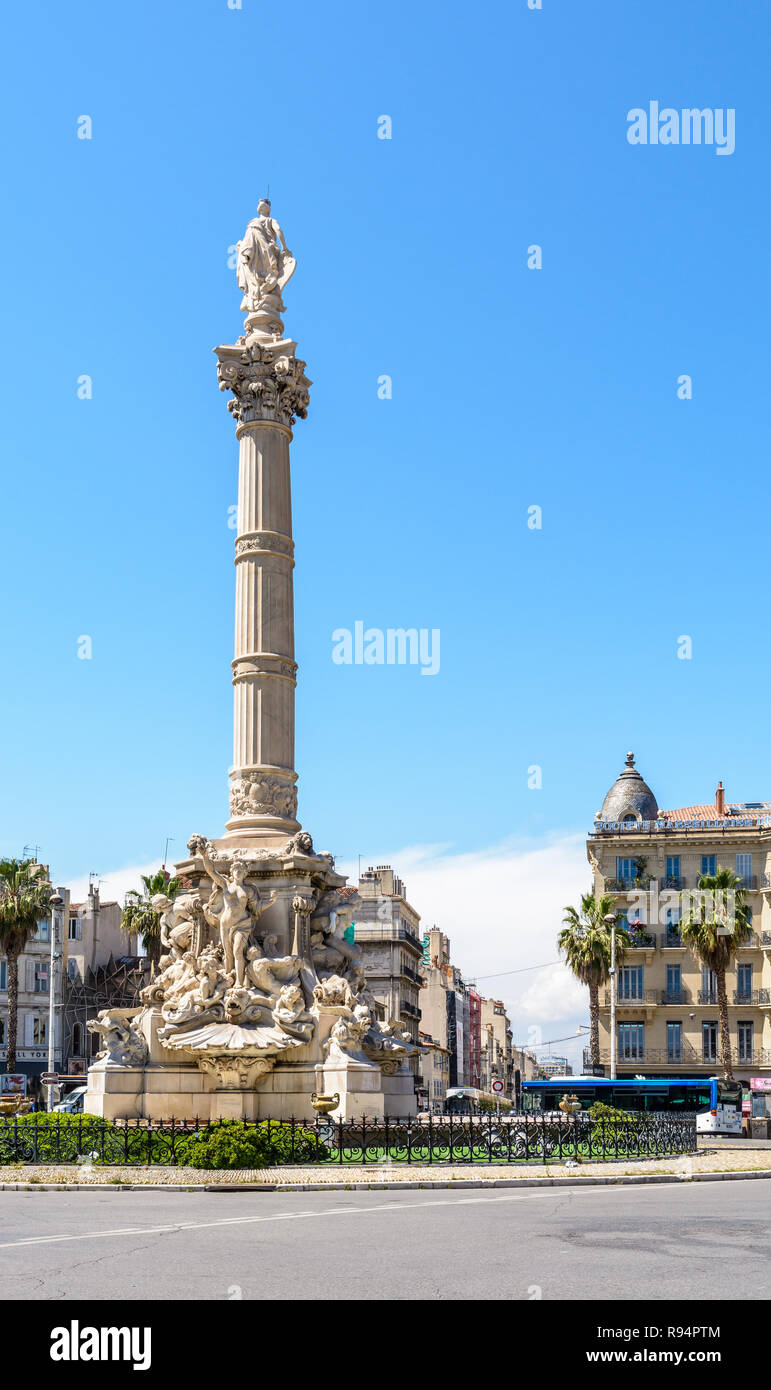 La fontana di Cantini da scultore francese Jules Cantini è stato costruito nel 1911 nel centro del luogo Castellane a Marsiglia, Francia. Foto Stock