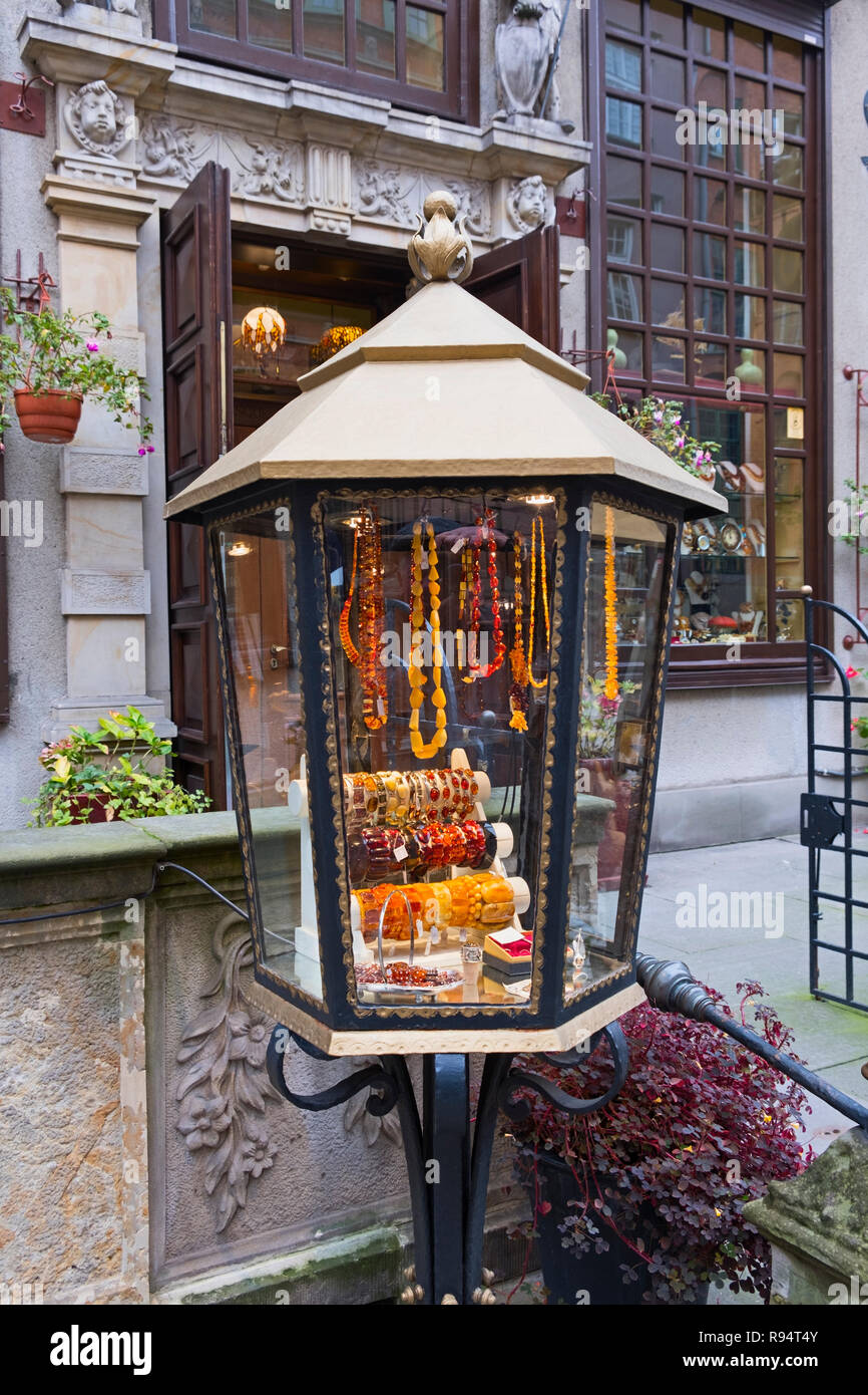Negozio di ambra Mariacka display Street Danzica Polonia Polonia Foto Stock