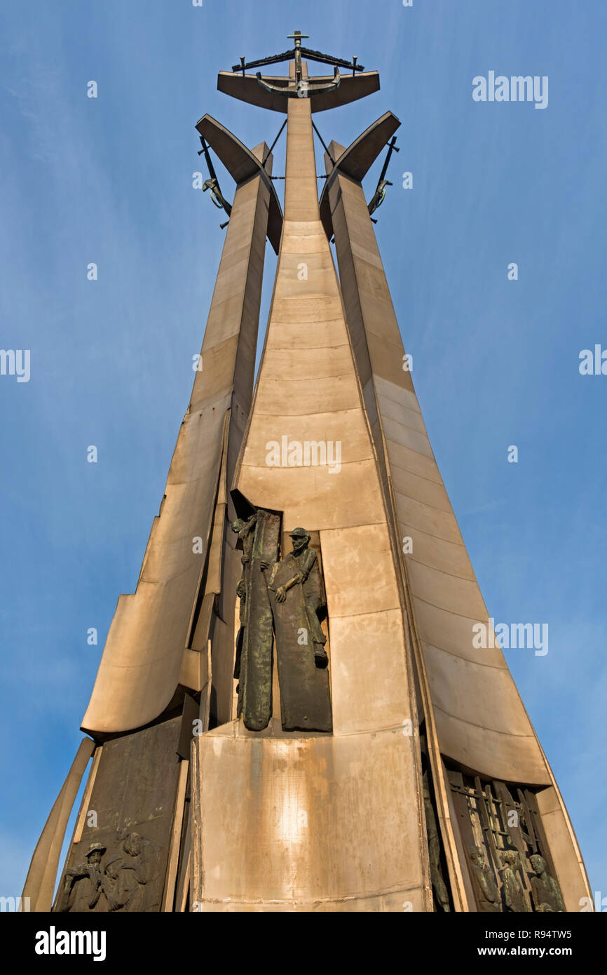 Monumento ai Caduti di lavoratori in Cantiere di Danzica Polonia Polonia Foto Stock