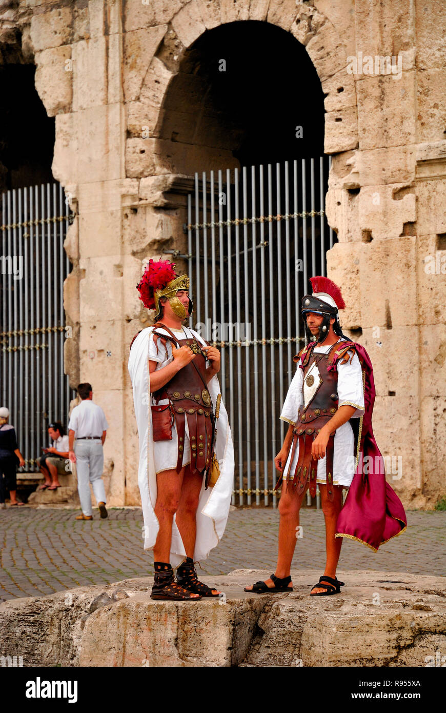 Il Colosseo e il centro storico di Roma, Italia Foto Stock