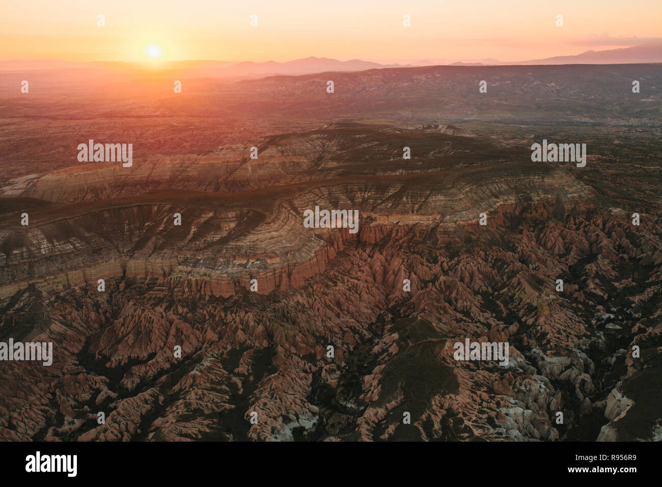 Bella vista delle colline della Cappadocia. Una delle attrazioni della Turchia. Turismo, viaggi, natura. Foto Stock