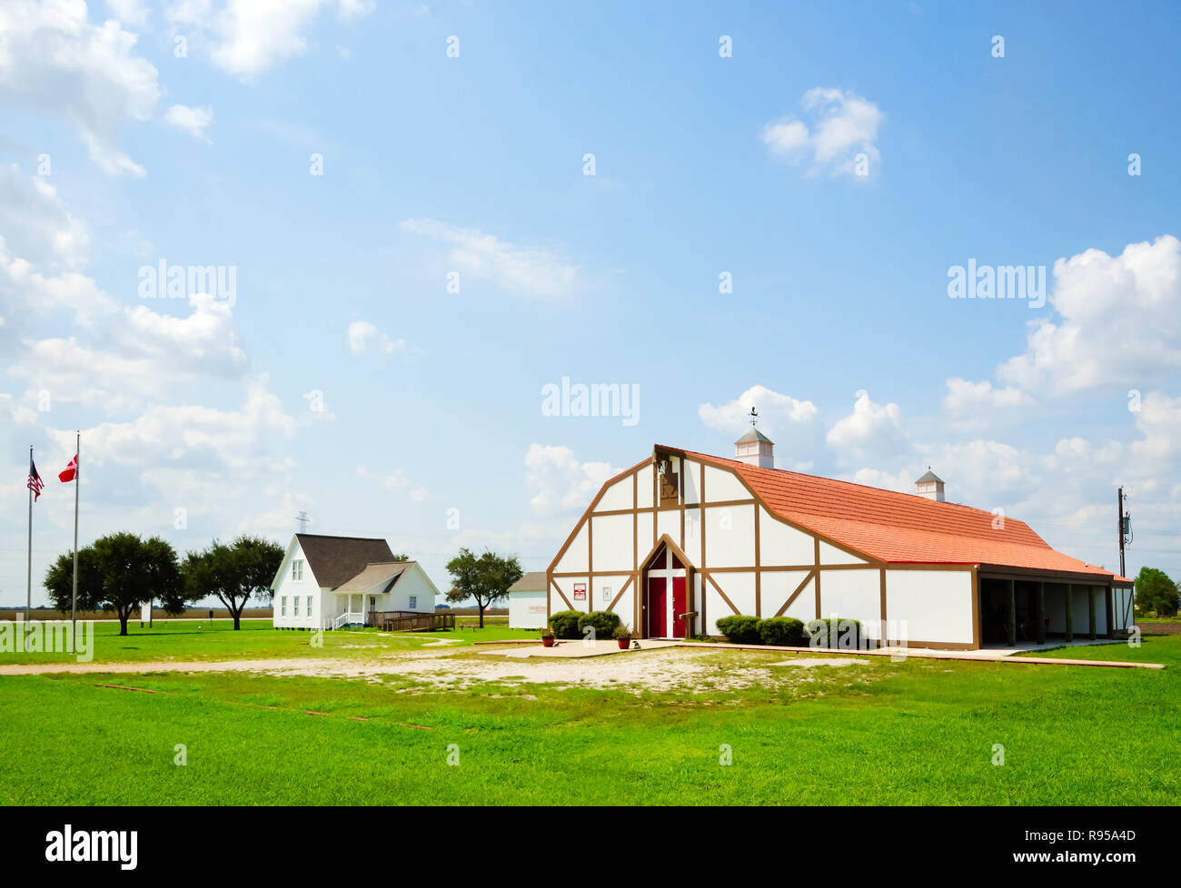 Il danese Heritage Museum e adiacente pioneer house sono ritratte, Sett. 3, 2017, in Danevang, Texas. Foto Stock