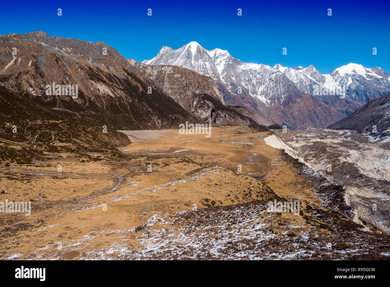 Ghiacciaio al Pungyen Gompa, una gita dal circuito di Manaslu trek in Nepal Himalaya Foto Stock