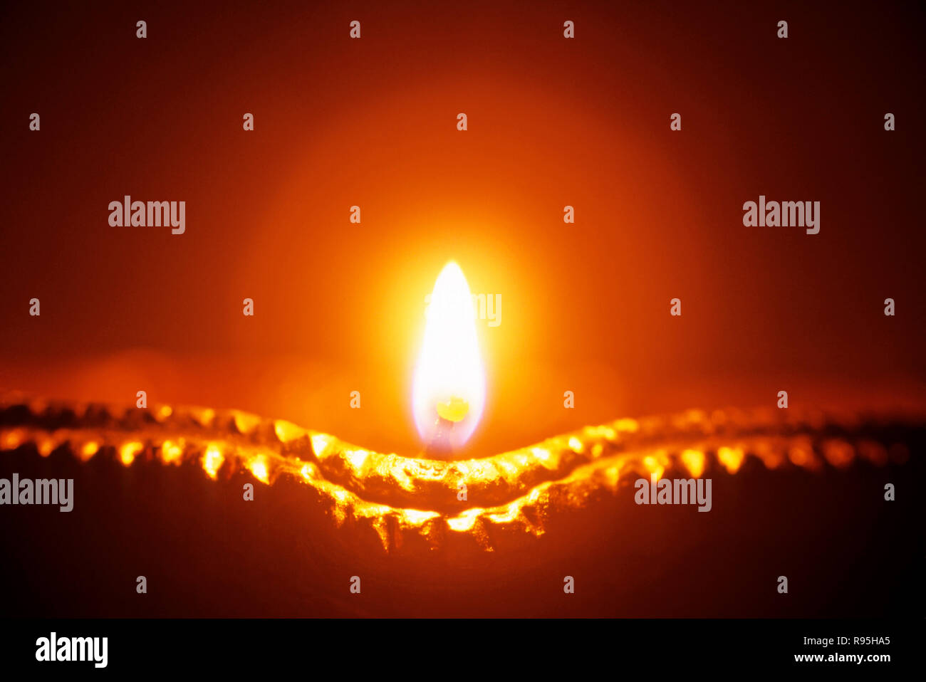 Lampada ad olio per il Diwali Festa delle Luci India Foto Stock