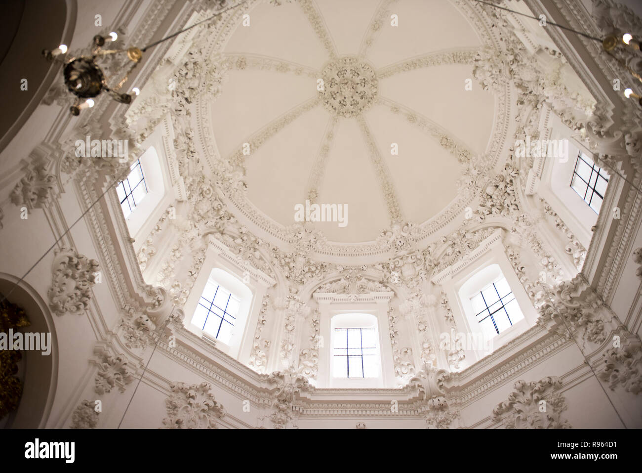 La bella architettura del famoso Alcazar di Siviglia Royal Palace. Si tratta di uno dei più famosi palazzi storici in Spagna e vanta delle ammende Foto Stock