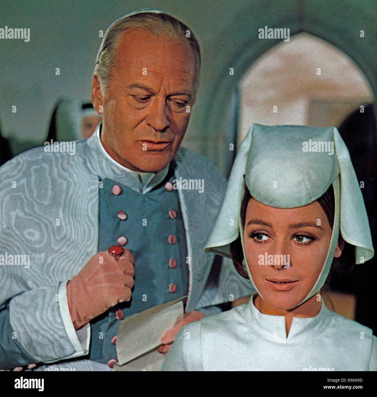 Der Lügner und die Nonne Austria/Österreich 1967 Regie: Rolf Thiele Darsteller: Curd Jürgens, Heidelinde Weis Foto Stock