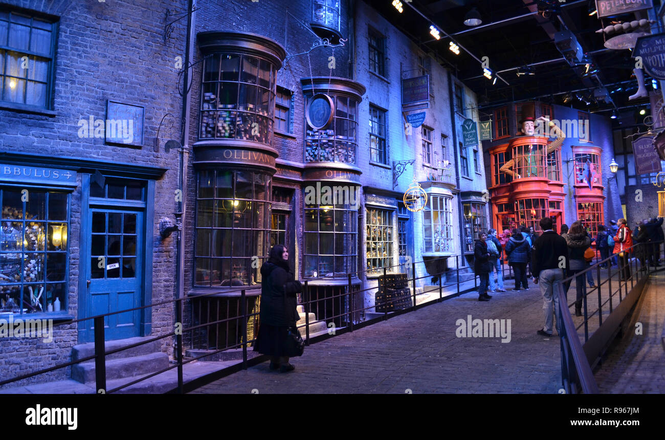 Diagon Alley in Harry Potter Studios a Leavesden, London, Regno Unito Foto Stock