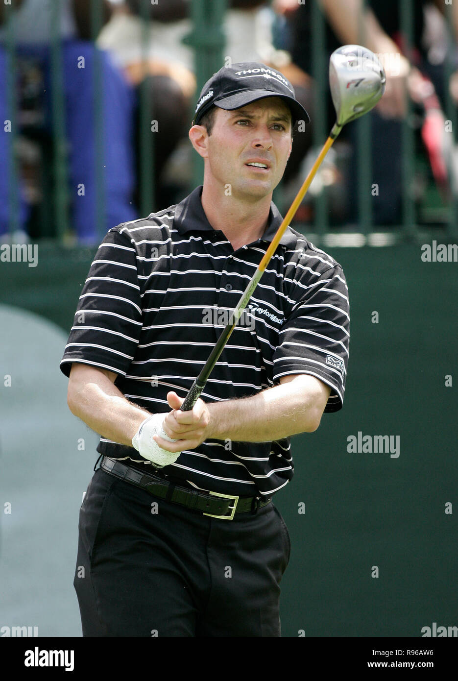 Mike Weir dal Canada tees off al primo foro durante il round finale del World Golf Championships - CA Championship al Doral Resort e Spa a Doral, Florida il 23 marzo 2008. Foto Stock