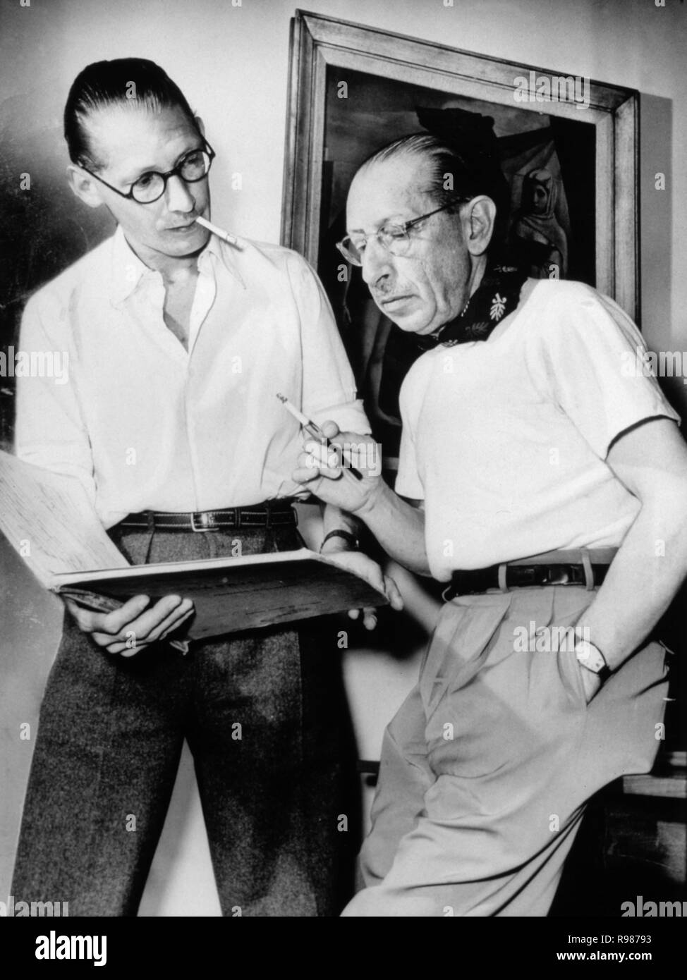 Igor Stravinsky con figlio Soulima. Il 18 luglio 1948. Foto Stock