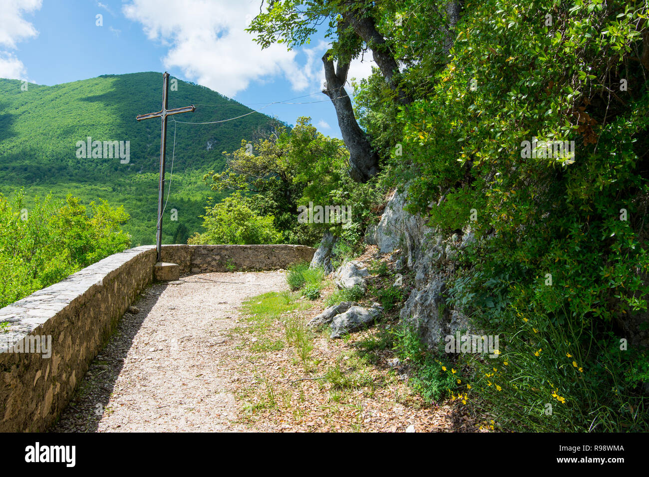 Greccio, Italia. eremo santuario eretto da San Francesco di Assisi nella Valle Sacra. In questo Monastero il santo ha dato i natali al primo soggiorno nat Foto Stock