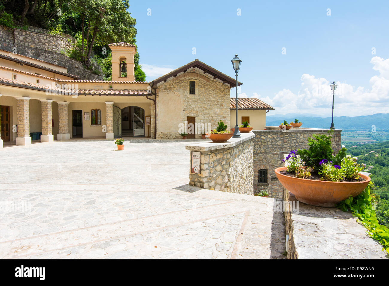 Greccio, Italia. eremo santuario eretto da San Francesco di Assisi nella Valle Sacra. In questo Monastero il santo ha dato i natali al primo soggiorno nat Foto Stock