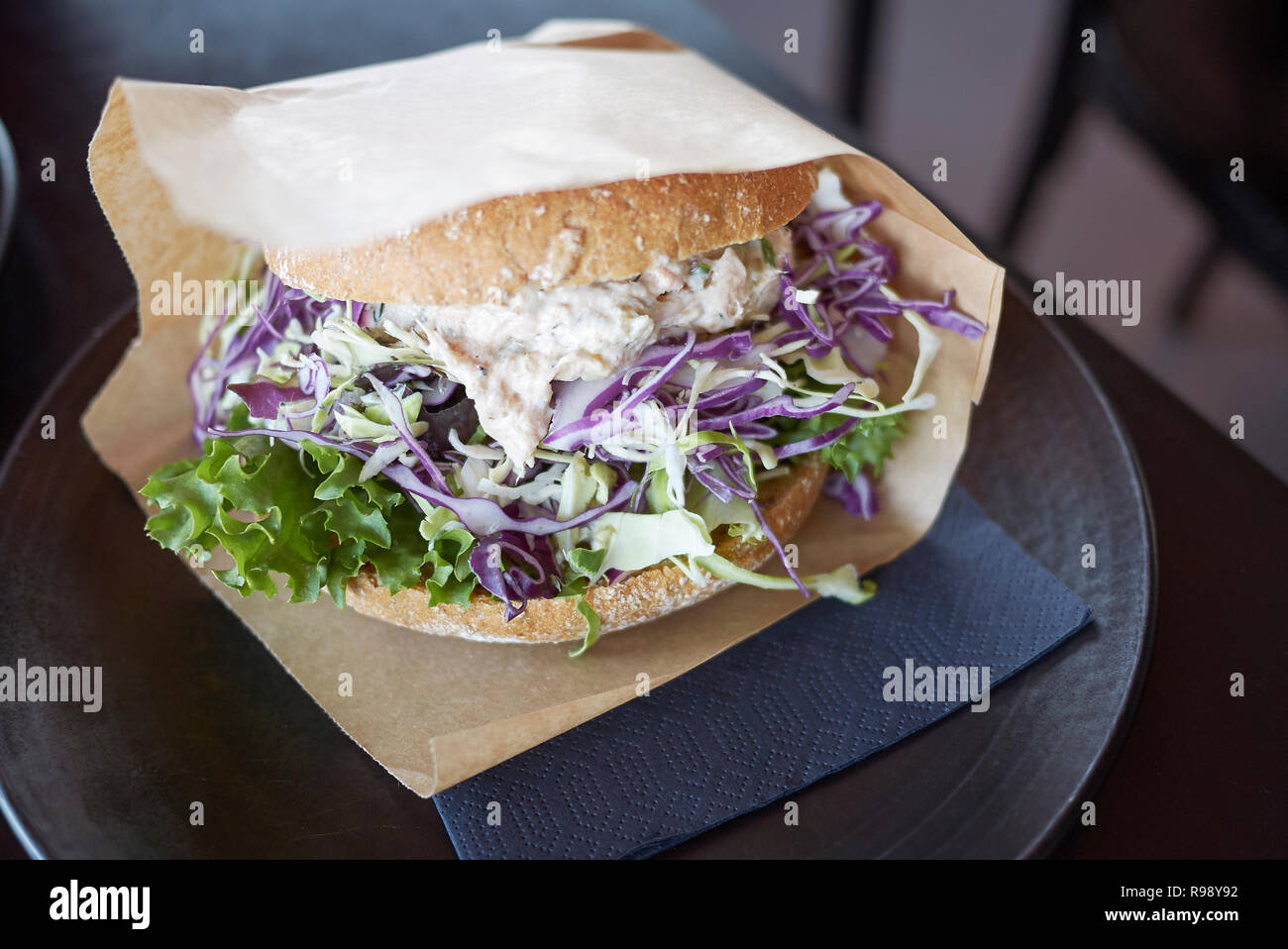 Sandwich con un rillette a freddo affumicato e hot-salmone affumicato Foto Stock