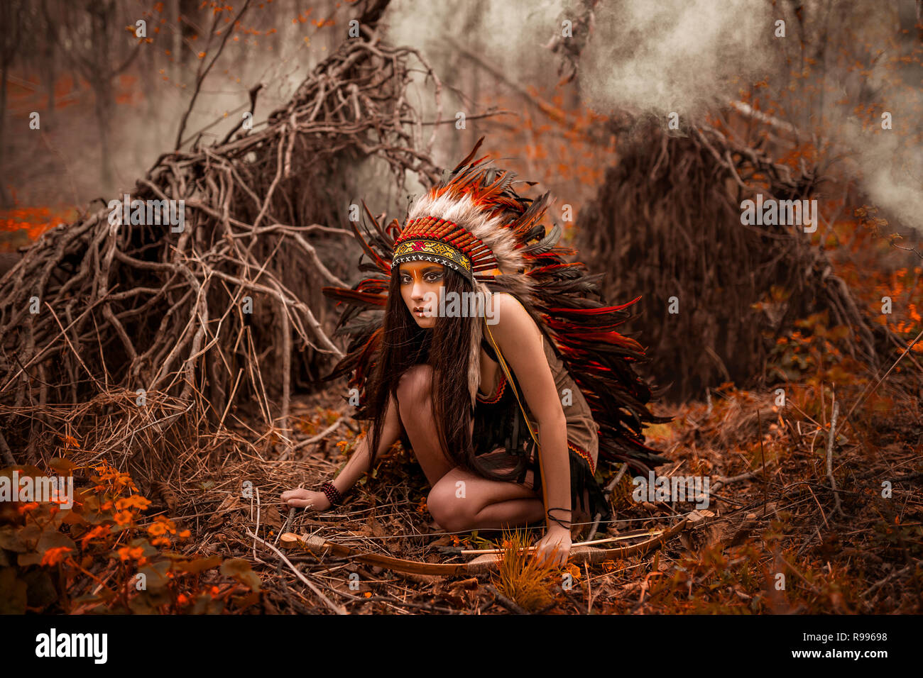 Nativi americani. Donna indiana in abito tradizionale Foto Stock