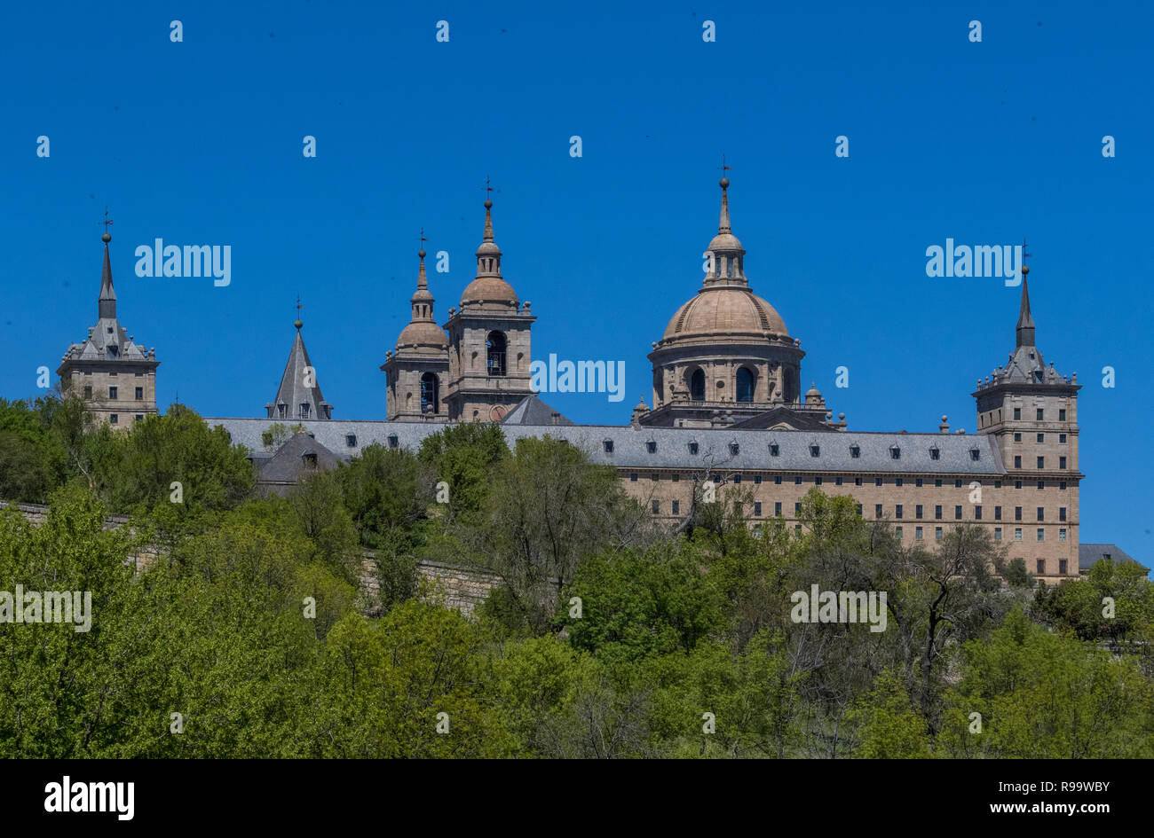 San Lorenzo de El Escorial, Spagna - una storica residenza del Re di Spagna, El Escorial è anche un Sito Patrimonio Mondiale dell'Unesco Foto Stock
