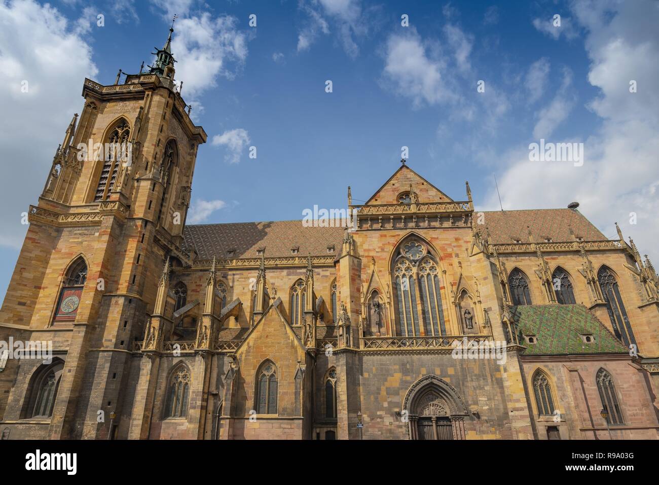 L Eglise Saint Martin (St. Martin chiesa) Chiesa Cattolica Romana si trova a Colmar, Haut Rhin, Francia. Foto Stock