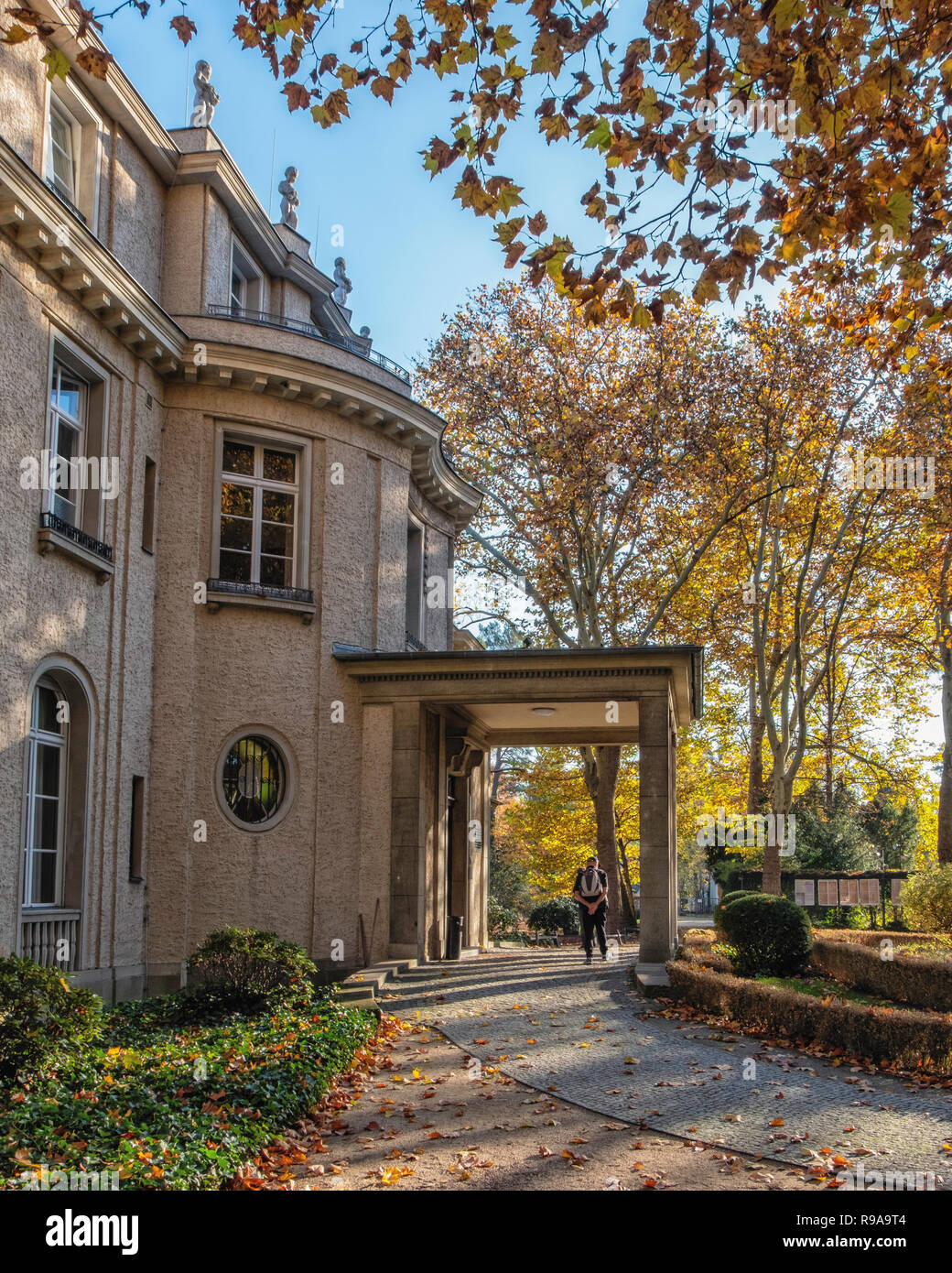 Berlino. Casa della Conferenza di Wannsee Memorial Site.Villa dove Nazi & SS leader si sono incontrati il 20 gennaio 1942 per pianificare la deportazione e sterminio degli ebrei Foto Stock
