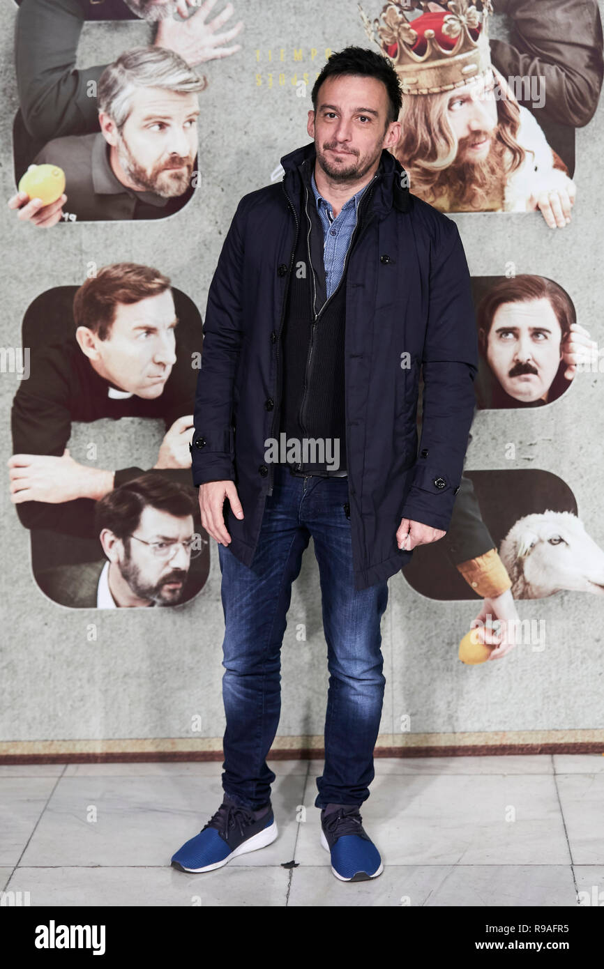 Alejandro Amenabar assiste alle Tiempo Despues di premiere del film al cinema Capitol di Madrid. Foto Stock
