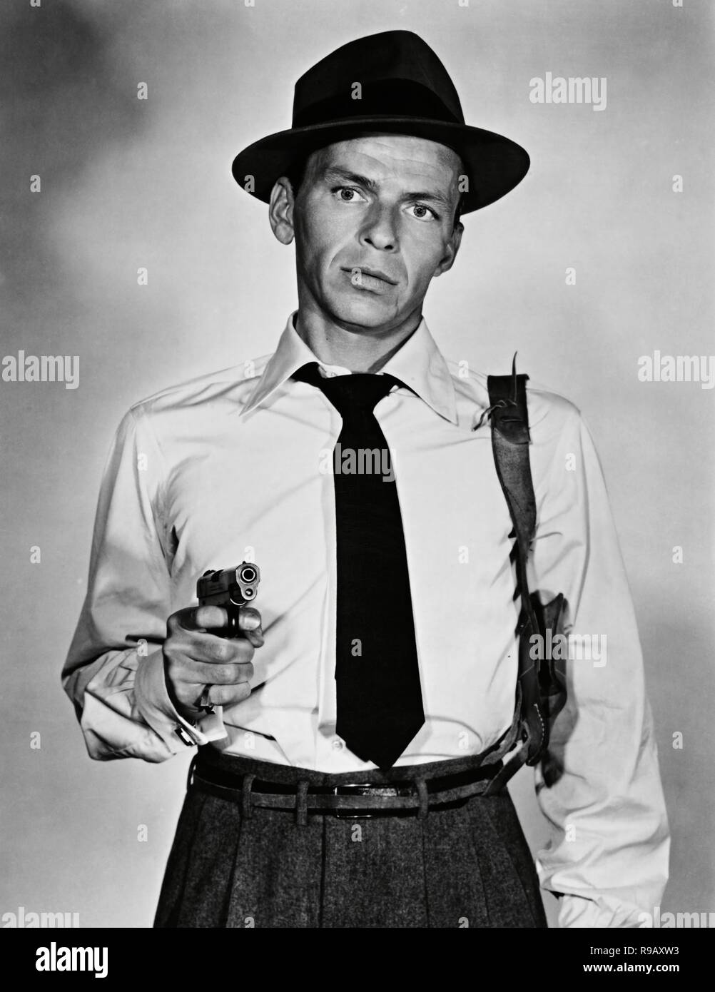 Pellicola originale titolo: improvvisamente. Titolo inglese: improvvisamente. Anno: 1954. Direttore: Lewis Allen. Stelle: FRANK SINATRA. Credito: United Artists / Album Foto Stock