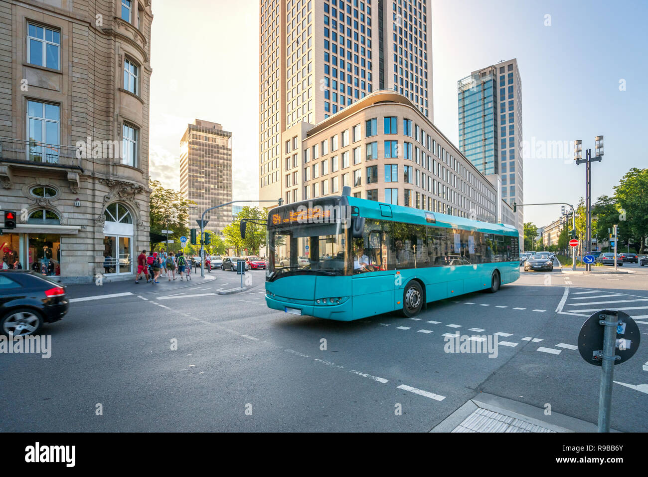 I mezzi di trasporto pubblico, autobus, Frankfurt am Main, Germania Foto Stock