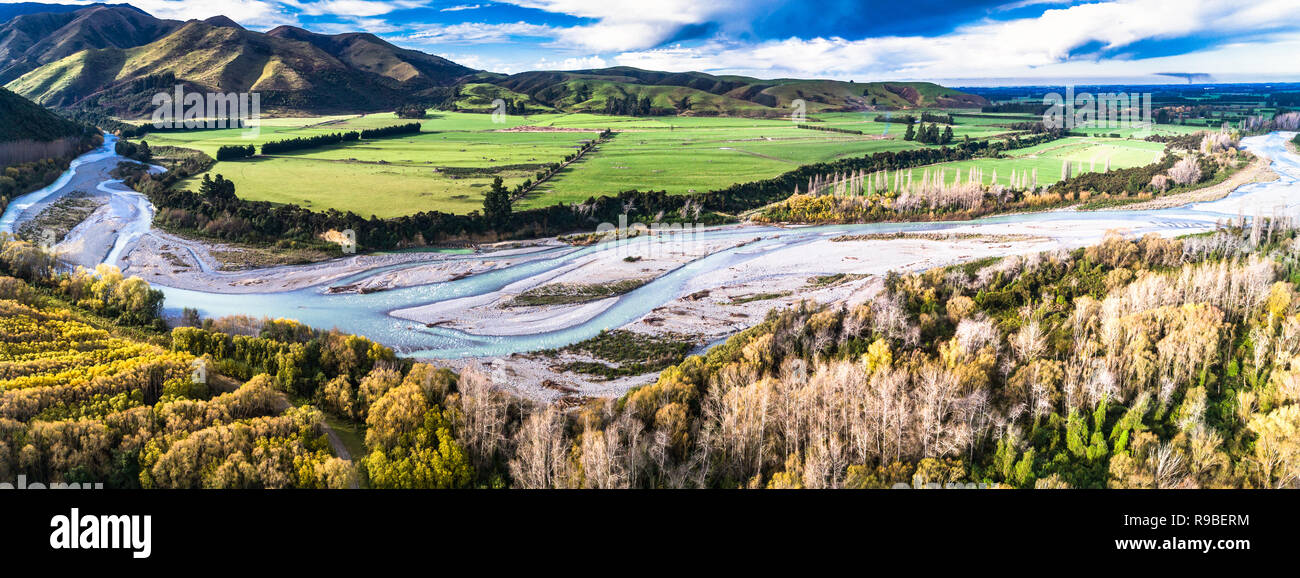 Fiume nell isola del sud Nuova Zelanda Foto Stock