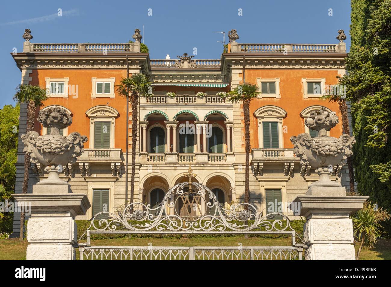 Villa Maria, monumentale residenza costruita in stile neorinascimentale tra il 1889 e il 1892 dall'ingegnere Giacomo Mantegazza, Griante, Lago di Como Italia. Foto Stock