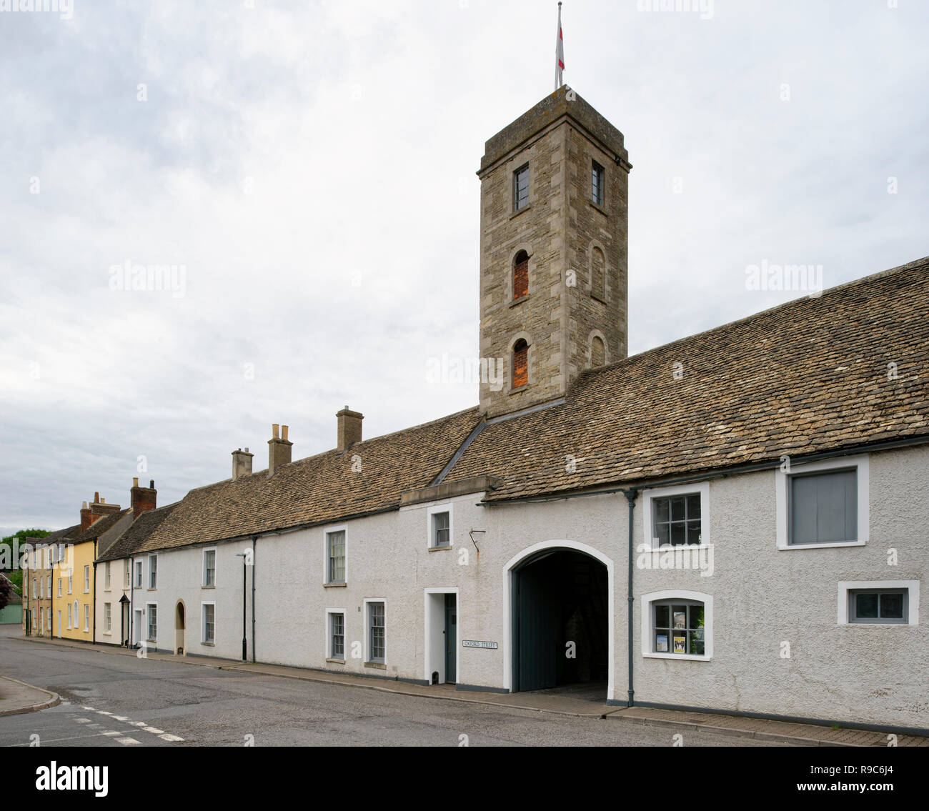 Casa a Torre, Oxford Street, Malmesbury, Wiltshire sala medievale, con torre aggiunto 1834 Foto Stock
