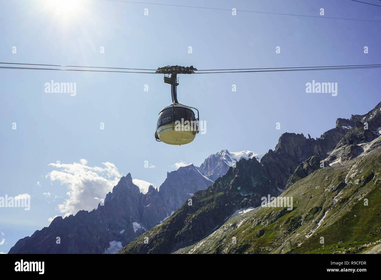 Courmayeur, Val d'Aosta - Italia. Sky modo, cabine rotanti. Agosto 2018 Foto Stock