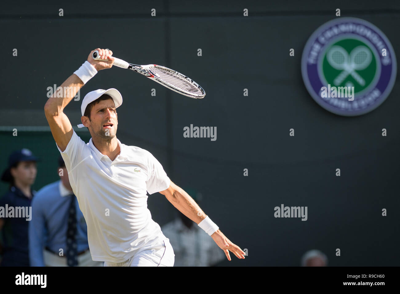 03 luglio 2018. Il torneo di Wimbledon Tennis Championships 2018 tenutosi presso il All England Lawn Tennis e Croquet Club di Londra, Inghilterra, Regno Unito. Novak Djokovic vs Foto Stock