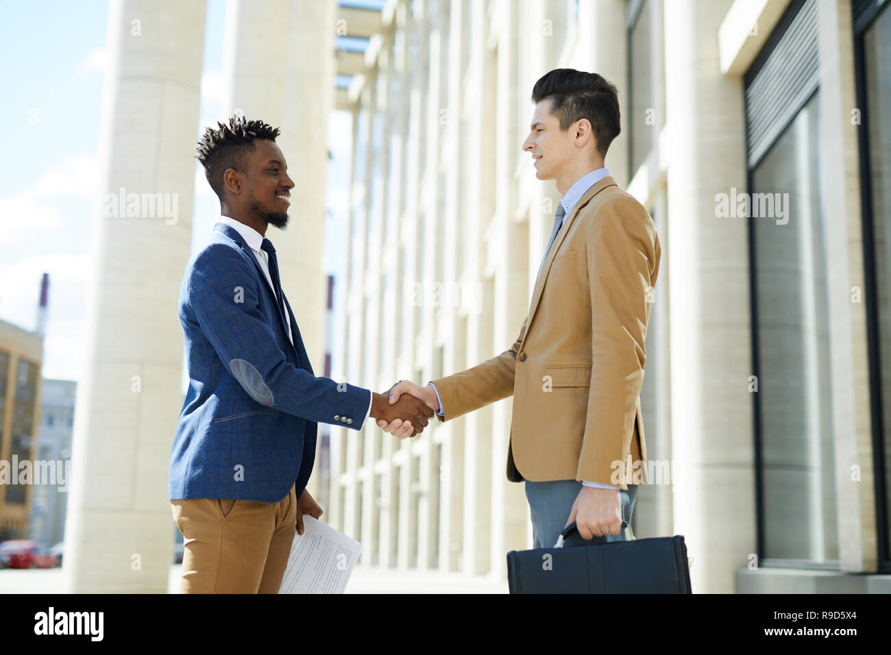 Nuovo business deal Foto Stock