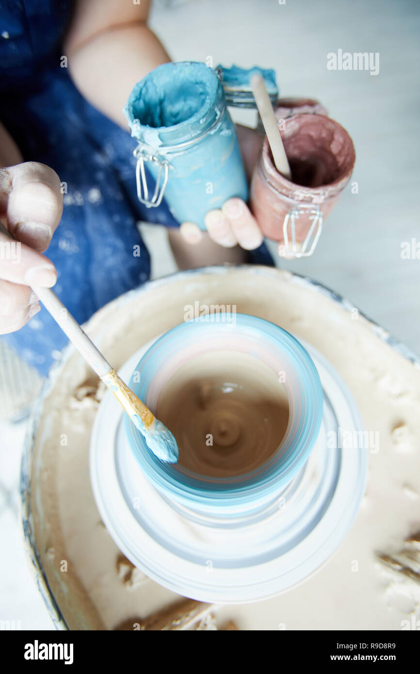 Pittura durante la rotazione Foto Stock