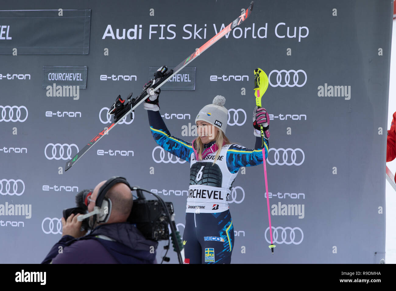 Courchevel, Francia. 22 dic 2018. Frida Hansdotter 3° a Courchevel Francia Ladies Slalom Audi FIS Coppa del Mondo di Sci Alpino 2019- Credito: Fabrizio Malisan/Alamy Live News Foto Stock