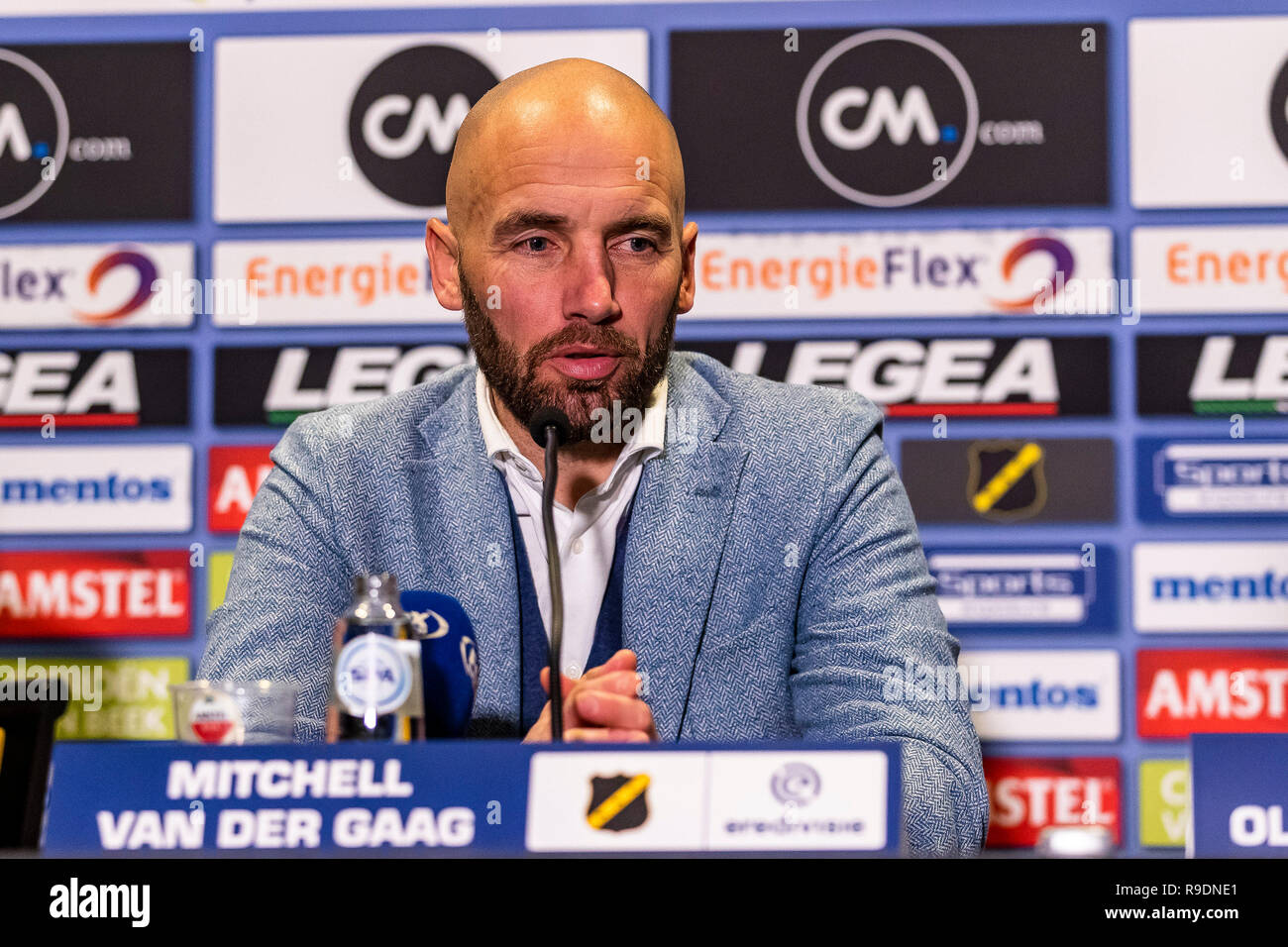 BREDA, Paesi Bassi. 22 Dic, 2018. Calcio, NAC Verleghstadium ratto, olandese eredivisie, stagione 2018/2019, NAC coach Mitchell van der Gaag, durante la persconference NAC - Heerenveen, Punteggio finale : 4-2 Credito: Pro scatti/Alamy Live News Foto Stock