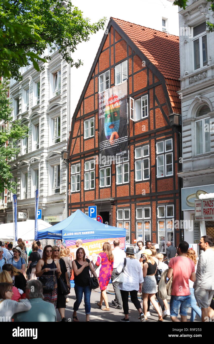 Historische Hausfassaden in der Langen Reihe, Stadtteil St. Georg, Amburgo, Deutschland, Europa ho Historische Hausfassaden in der Langen Reihe, sta Foto Stock