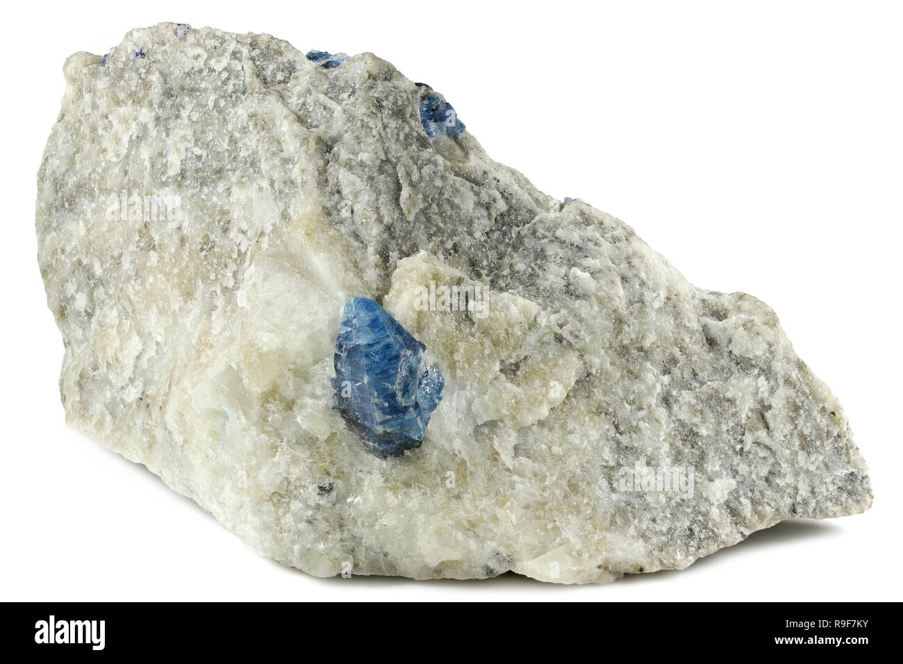 Afghanite crystal sulla matrice di calcite da Badakshan, Afghanistan isolati su sfondo bianco Foto Stock