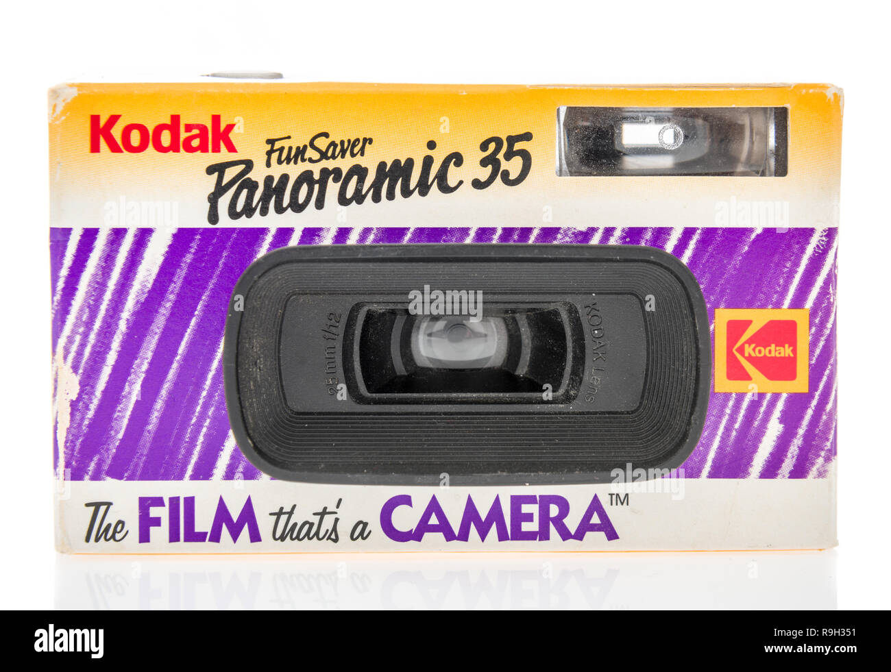 Winneconne, WI - 21 dicembre 2018: un vecchio Kodak fotocamera monouso isolato su un background. Foto Stock