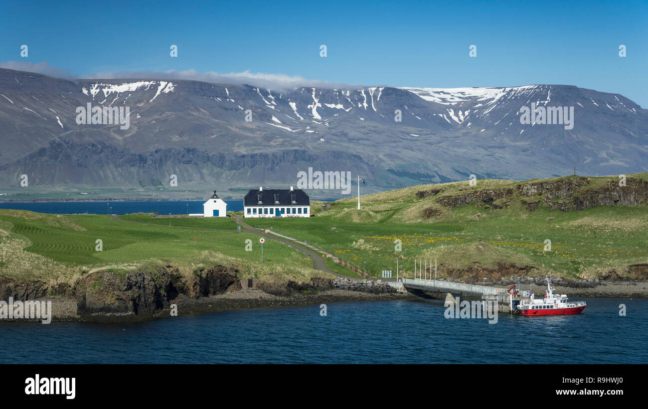 Tipico paesaggio islandese vicino al porto di Reykjavik, Islanda, l'Europa. Foto Stock